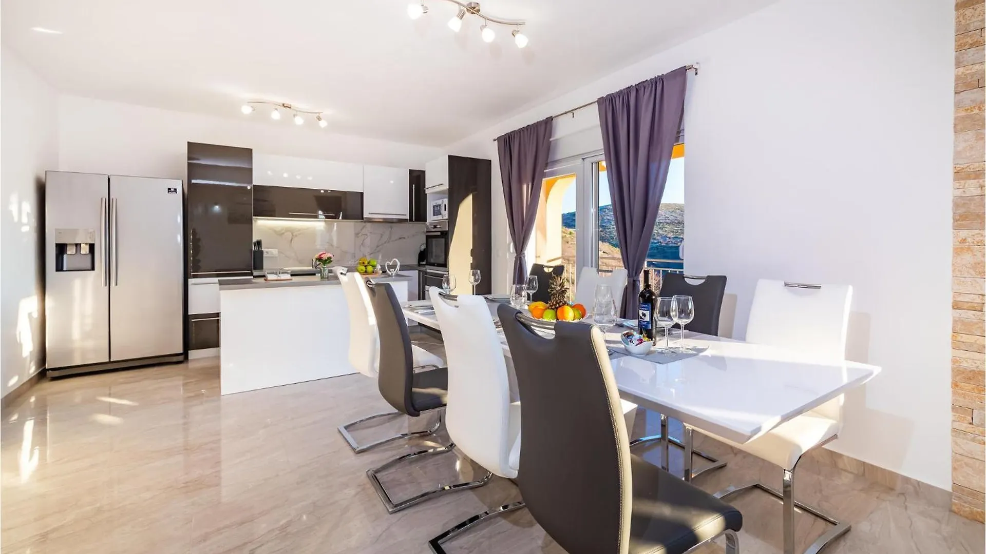 Awesome Home In Modric Rovanjska Ferienhaus