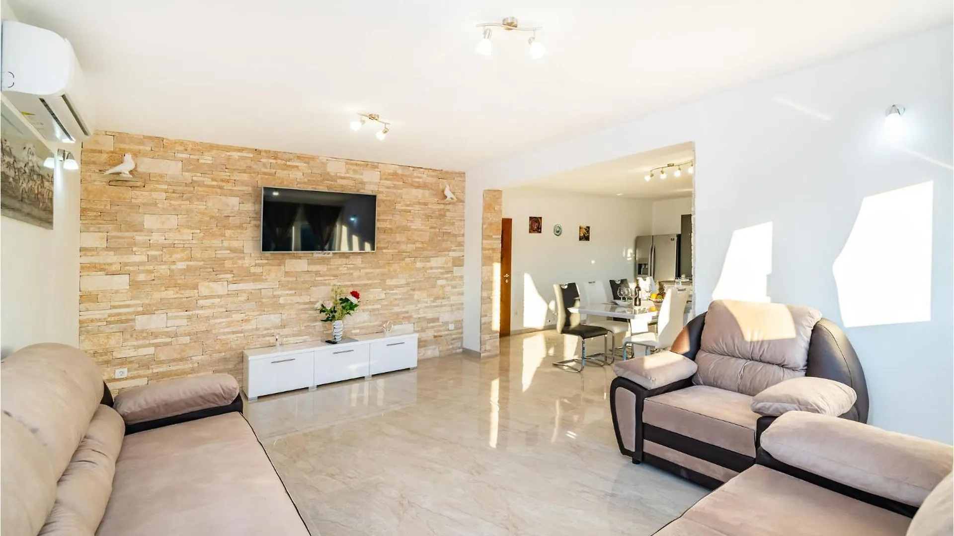 Awesome Home In Modric Rovanjska Kroatien
